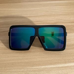 Women’s Sunglasses